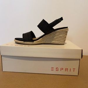 Esprit Wedge